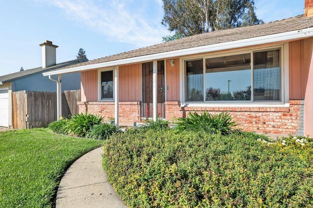 2321 Howe Ave, Sacramento, CA 95825