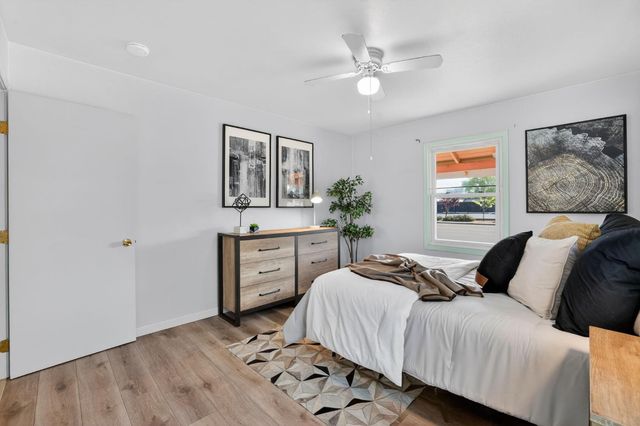 2321 Howe Ave, Sacramento, CA 95825