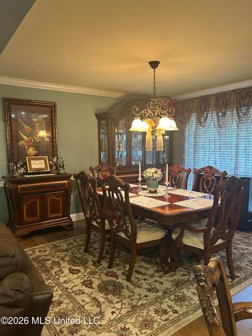 2421 Washington Avenue, Pascagoula, MS 39567