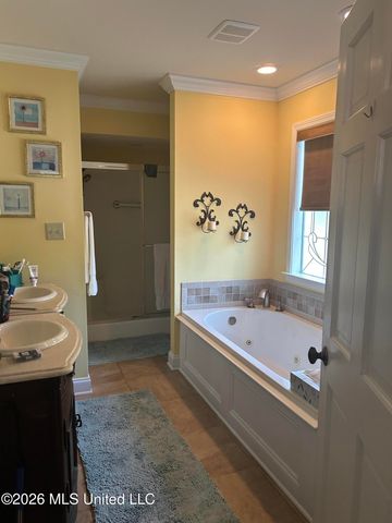2421 Washington Avenue, Pascagoula, MS 39567