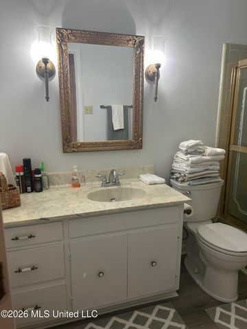 2421 Washington Avenue, Pascagoula, MS 39567