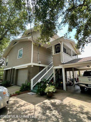 2421 Washington Avenue, Pascagoula, MS 39567