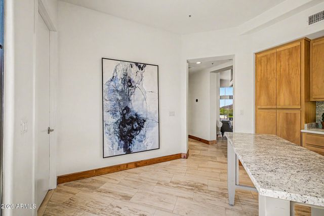 11075 E DESERT VISTA Drive, Scottsdale, AZ 85255