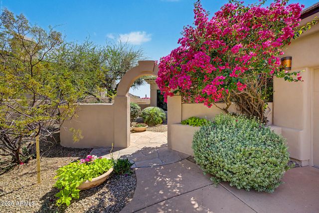 11075 E DESERT VISTA Drive, Scottsdale, AZ 85255