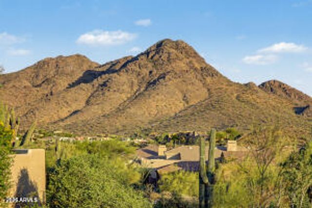 11075 E DESERT VISTA Drive, Scottsdale, AZ 85255