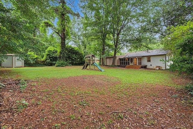 71 Worthington Drive NE, Marietta, GA 30068