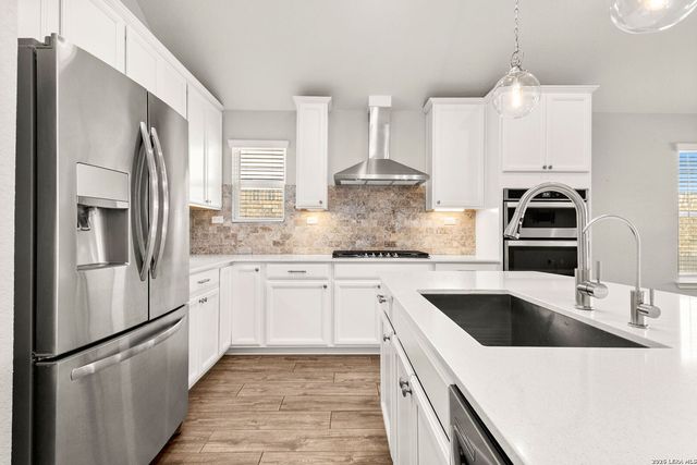 2255 OAK RUN PKWY, New Braunfels, TX 78132