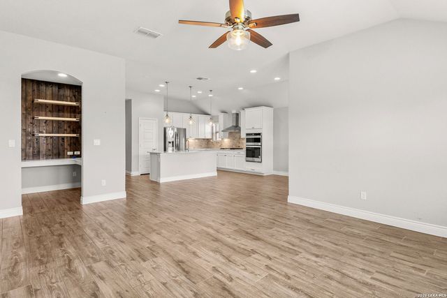 2255 OAK RUN PKWY, New Braunfels, TX 78132