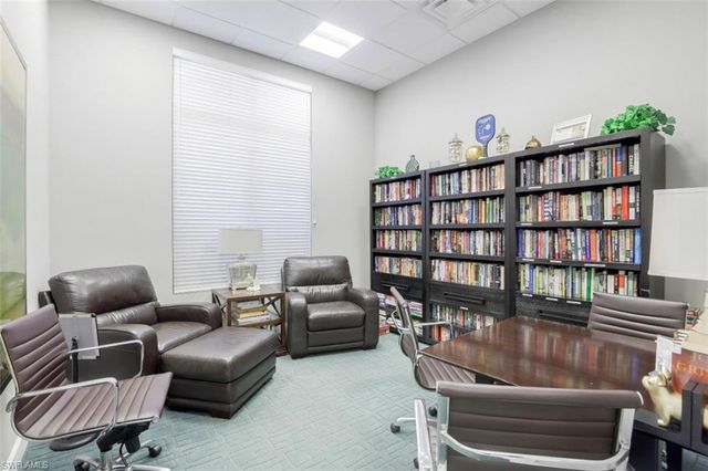 1423 Santiago CIR 1702, Naples, FL 34113