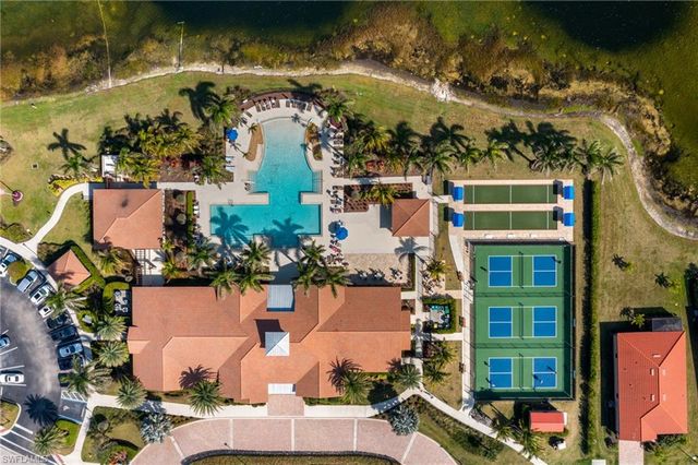 1423 Santiago CIR 1702, Naples, FL 34113