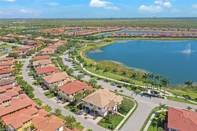 1423 Santiago CIR 1702, Naples, FL 34113