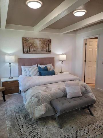 2100 Madera Road, Sacramento, CA 95825