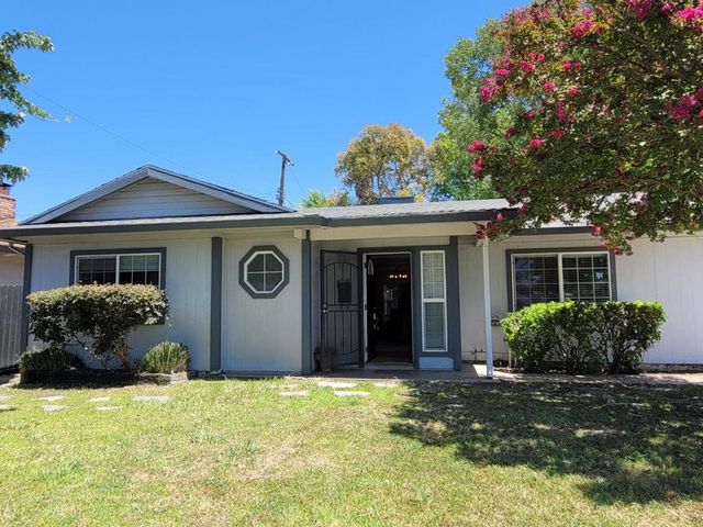 2100 Madera Road, Sacramento, CA 95825