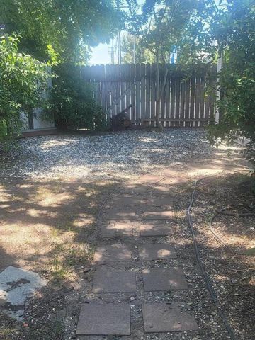2100 Madera Road, Sacramento, CA 95825