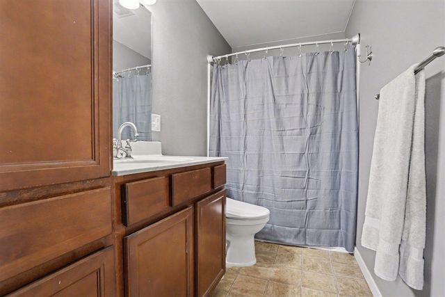 1219 Ellery Grove Court, Vicksburg, MI 49097