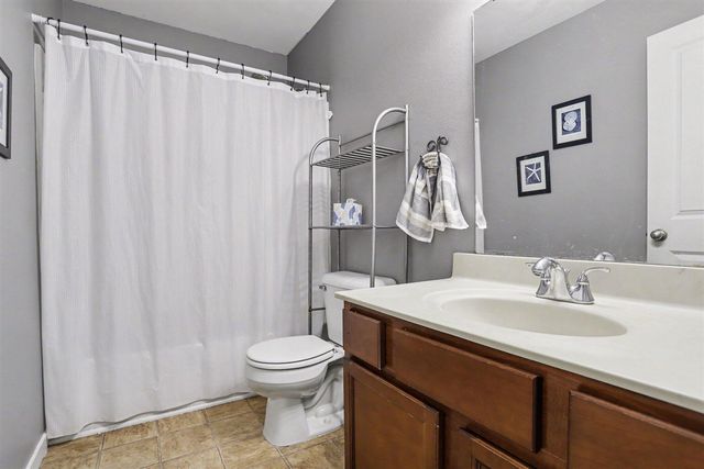 1219 Ellery Grove Court, Vicksburg, MI 49097