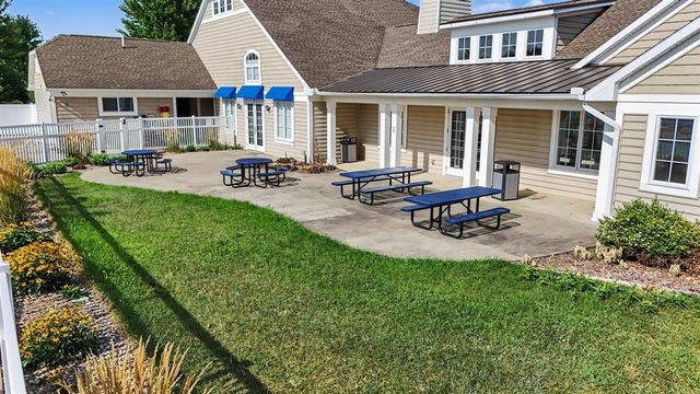 1219 Ellery Grove Court, Vicksburg, MI 49097