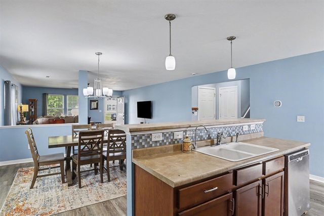 1219 Ellery Grove Court, Vicksburg, MI 49097
