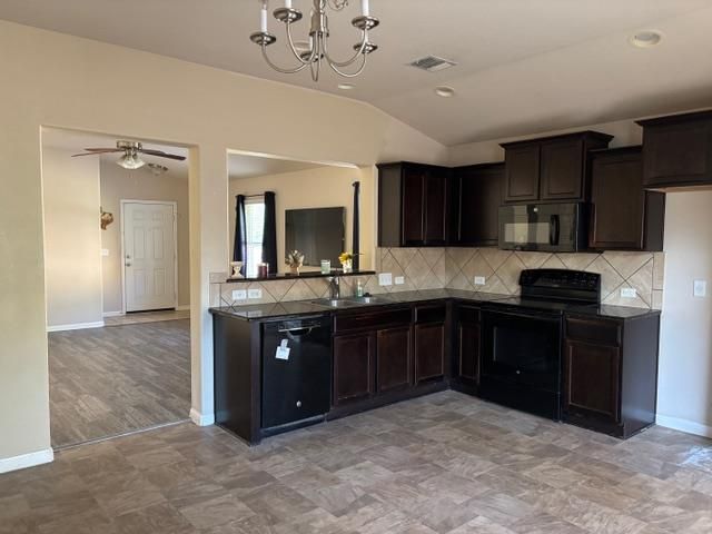501 San Antonio Riverwalk ST, Hutto, TX 78634