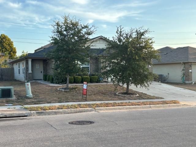 501 San Antonio Riverwalk ST, Hutto, TX 78634