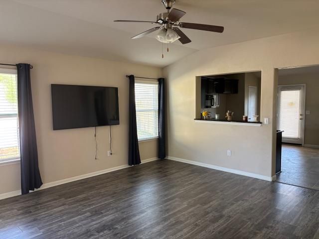 501 San Antonio Riverwalk ST, Hutto, TX 78634