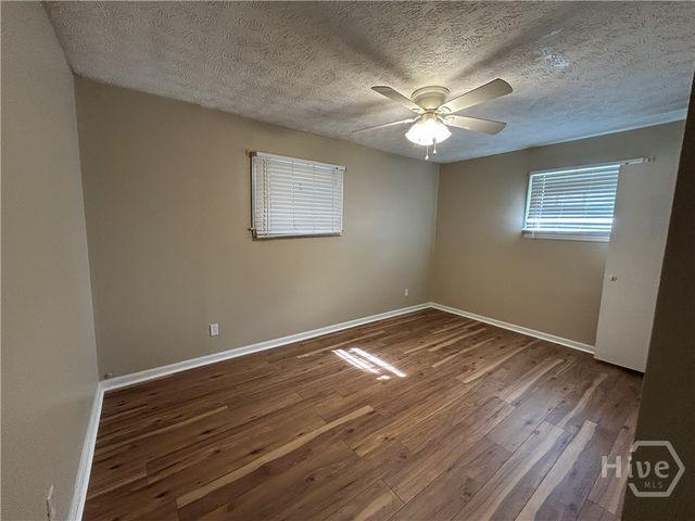 511 Dyches Drive, Savannah, GA 31406