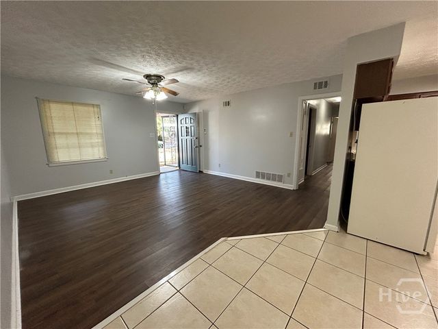 511 Dyches Drive, Savannah, GA 31406