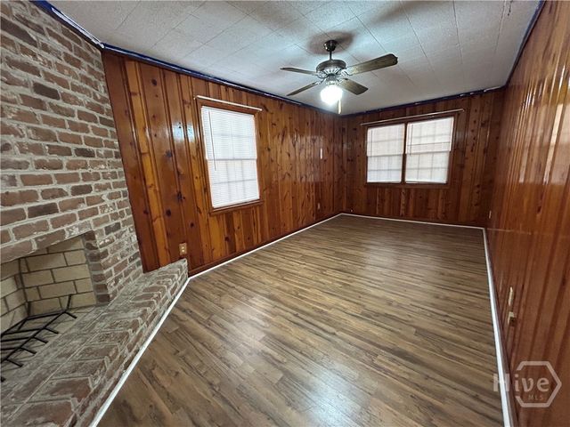 511 Dyches Drive, Savannah, GA 31406