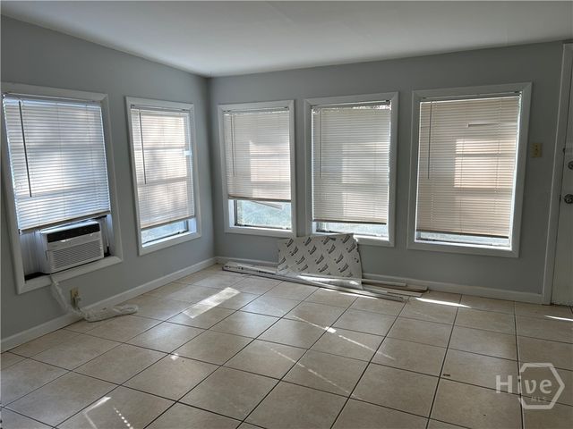 511 Dyches Drive, Savannah, GA 31406