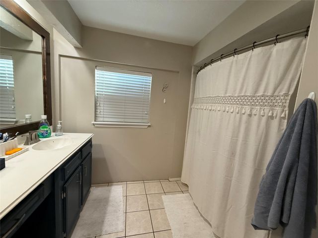 3230 Glade Springs Drive, Houston, TX 77339