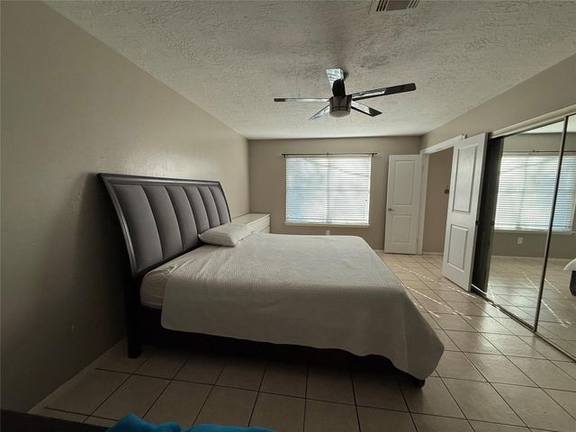 3230 Glade Springs Drive, Houston, TX 77339