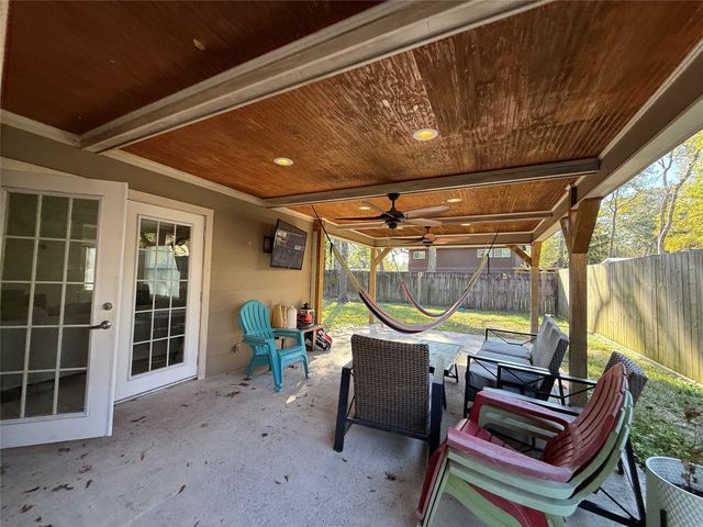 3230 Glade Springs Drive, Houston, TX 77339