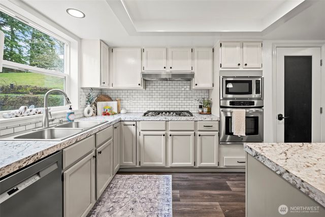 6601 E Chester Road, Port Orchard, WA 98366