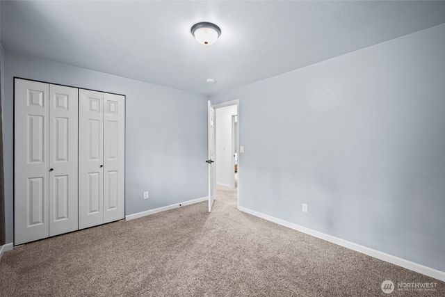 6601 E Chester Road, Port Orchard, WA 98366