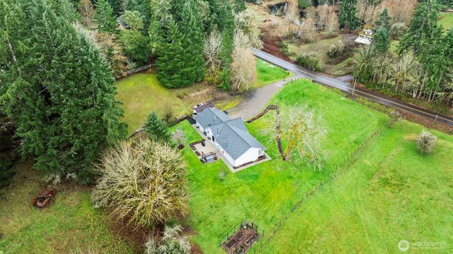 6601 E Chester Road, Port Orchard, WA 98366