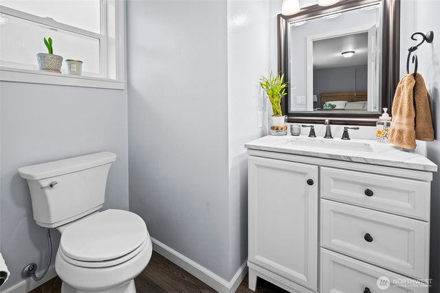 6601 E Chester Road, Port Orchard, WA 98366