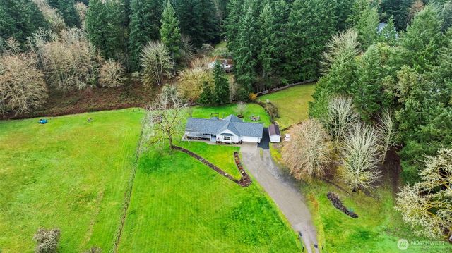 6601 E Chester Road, Port Orchard, WA 98366