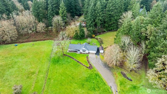 6601 E Chester Road, Port Orchard, WA 98366