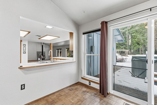 260 McMullen Creek Road, Selma, OR 97538