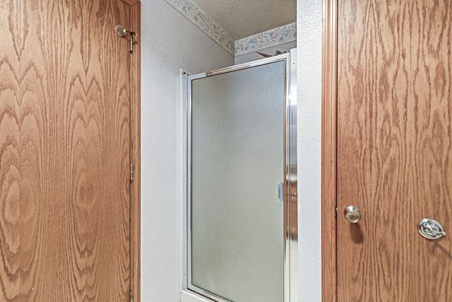 260 McMullen Creek Road, Selma, OR 97538