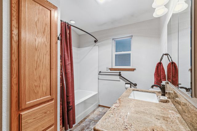 260 McMullen Creek Road, Selma, OR 97538