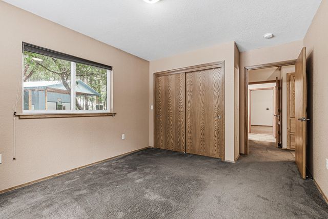 260 McMullen Creek Road, Selma, OR 97538