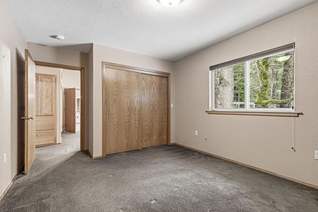 260 McMullen Creek Road, Selma, OR 97538