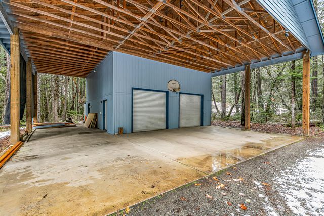 260 McMullen Creek Road, Selma, OR 97538