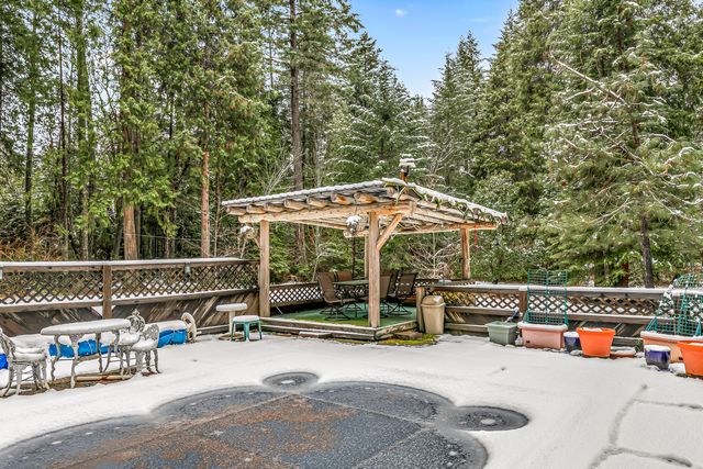 260 McMullen Creek Road, Selma, OR 97538