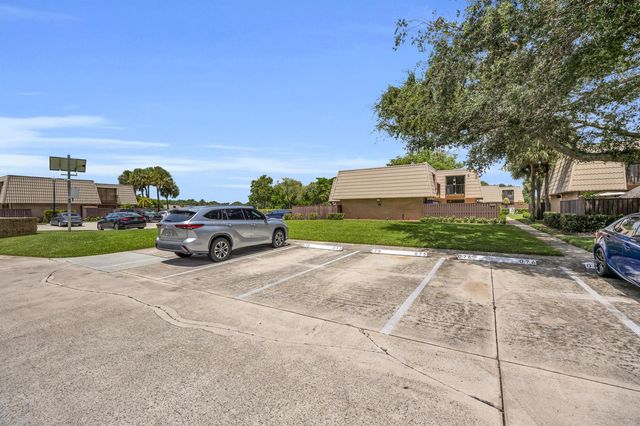 5130 51ST Way 5130, West Palm Beach, FL 33409