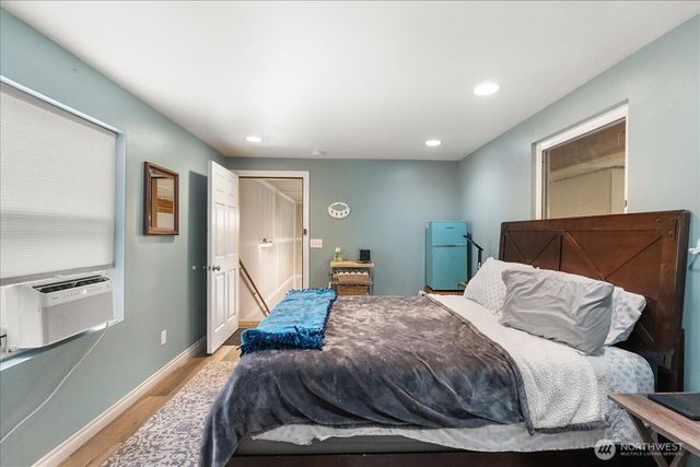 8178 Sandy Road NE, Bremerton, WA 98311