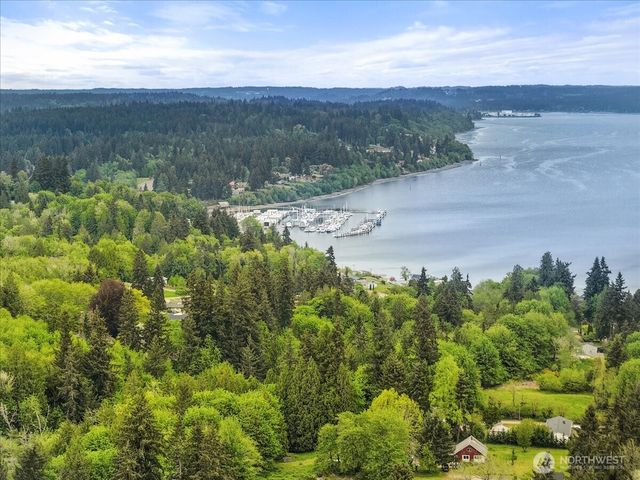 8178 Sandy Road NE, Bremerton, WA 98311