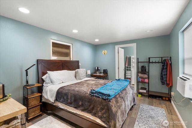 8178 Sandy Road NE, Bremerton, WA 98311