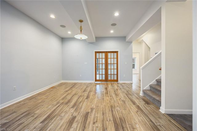 512 Spivey LN, Seaford, VA 23696